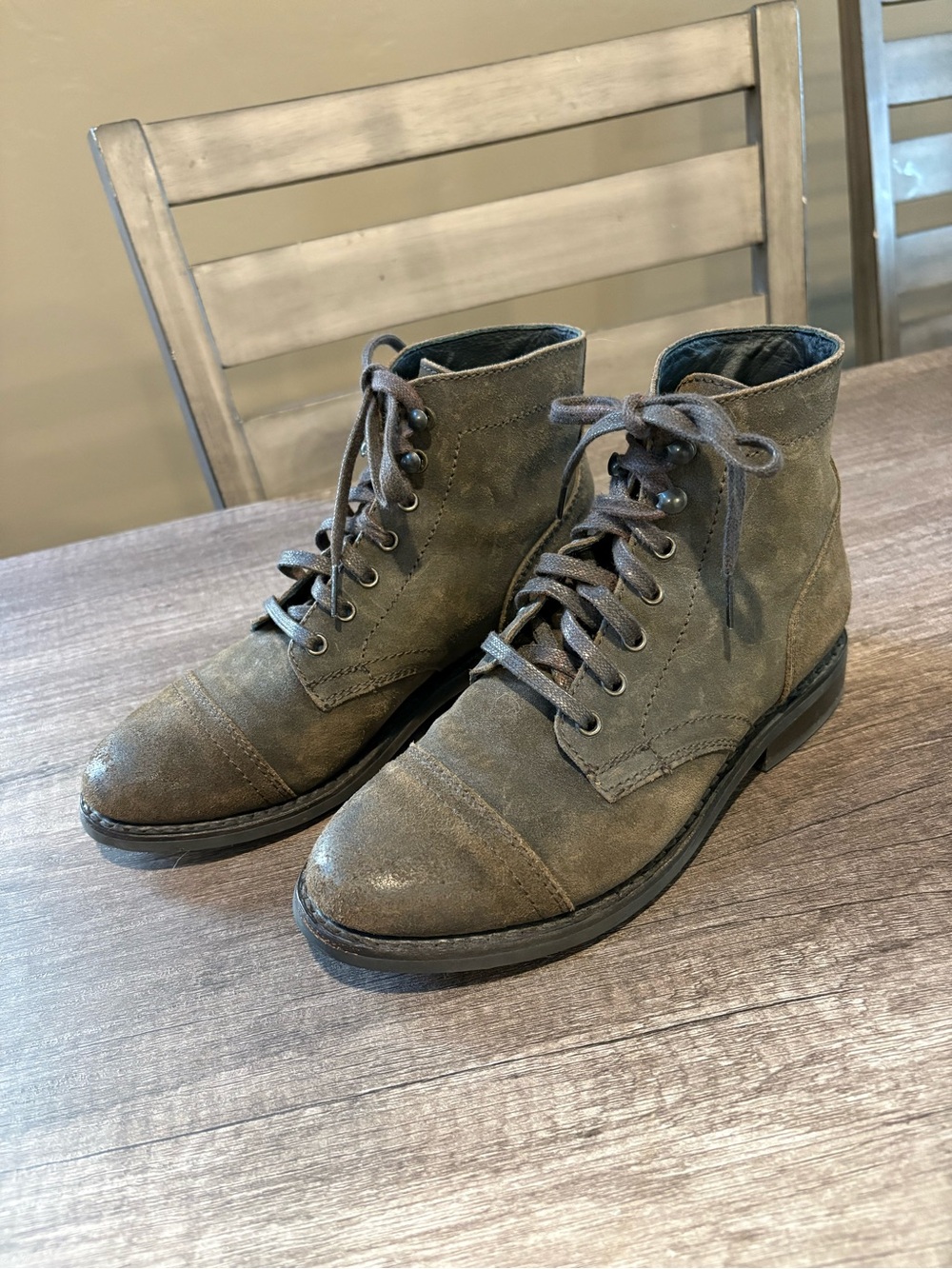 Thursday Boot Company Tobacco Suede Lace-Up Ankle Boot size 6.5 fits like a 6